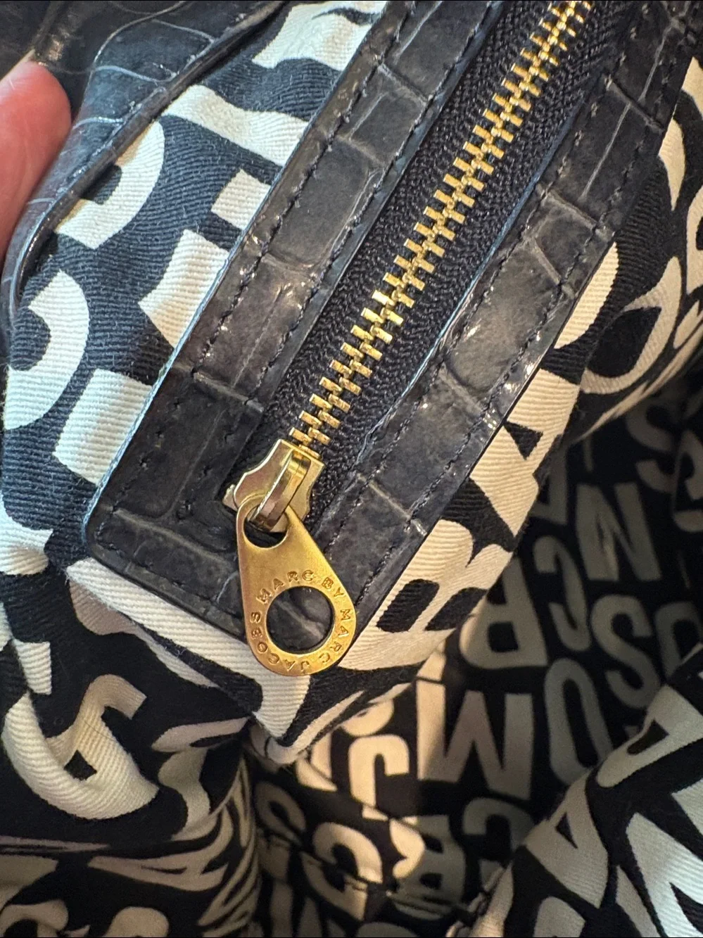 Marc by Marc Jacobs  Hobo Shoulder Bag  Croc-Embossed  laminated  Gold Hardware